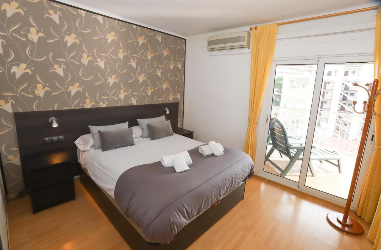 Differentflats Santa Rosa Apartment Salou Bagian luar foto